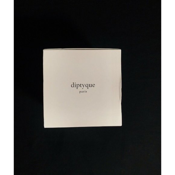 Diptyque Amber Gift Box Cardboard White 4" x 3" x 3.2" - Picture 9 of 10